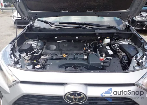 2022 Toyota Rav4 Xle z USA, uszkodzony, nr VIN 2T3P1RFV0NW268861